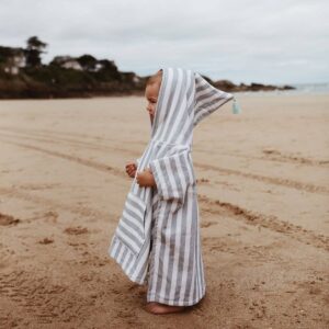 Von Rose in April: Kinderponcho Suzon blau-gestreift 1-3 Jahre